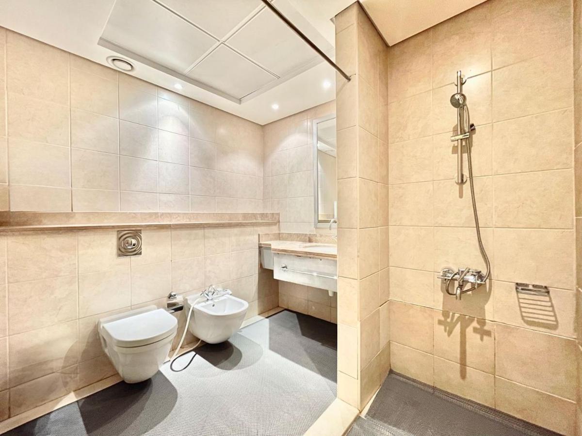 Ar Holiday Home Jbr Dubai Exterior photo