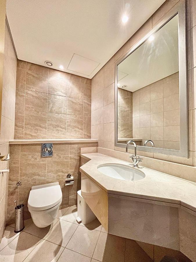 Ar Holiday Home Jbr Dubai Exterior photo