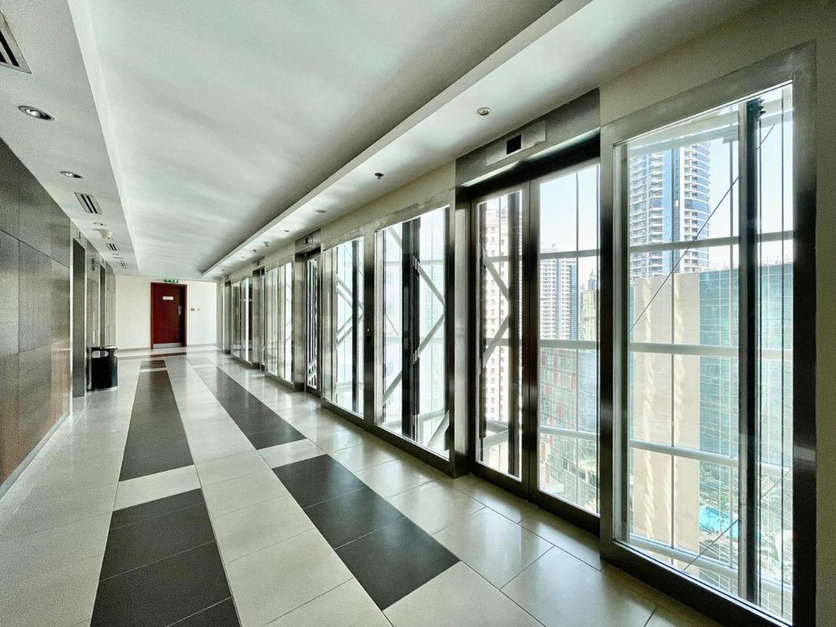 Ar Holiday Home Jbr Dubai Exterior photo